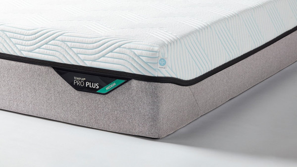 Tempur PRO Plus SmartCool MEDIUM FIRM HYBRID